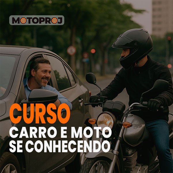 Curso MOTOPROJ com motorista e motociclista promovendo convivência no trânsito