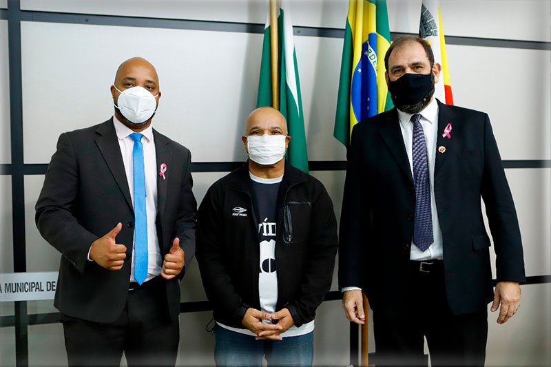 Carlos Beto em reuniões com autoridades políticas para criação de leis voltadas aos motociclistas